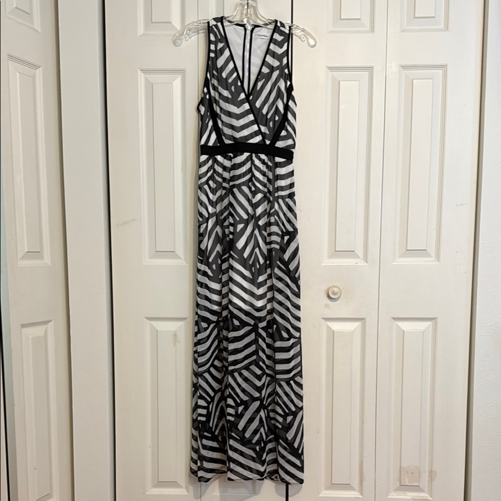 Calvin Klein Black and White Patterned Maxi Dress
